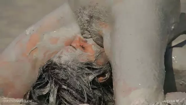 Σεξ χωρίς εγγραφή  Σέξι ξανθιά σεξ βιντεο φρι στο μπάνιο