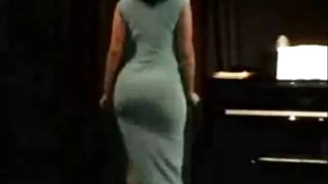 Σεξ χωρίς εγγραφή  Busty στο ντους με ένα ερασιτεχνικα σεξ βιντεο παιχνίδι φύλων