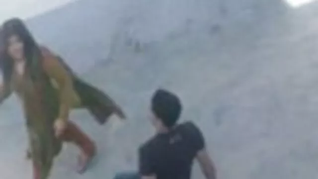Σεξ χωρίς εγγραφή  Και γκει σεξ βιντεο τα δύο αυτά κορίτσια ξέρουν κάτι