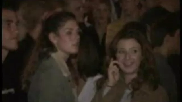 Σεξ χωρίς εγγραφή  Ξανθιά στο βιντεο σεχ ζοο κρεβάτι